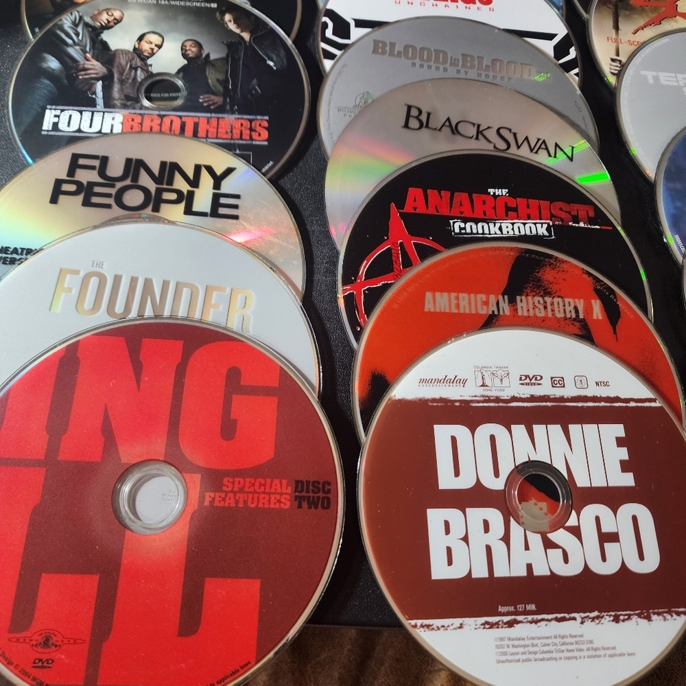 30 DVD Lot - no cases - Picture 2 of 5